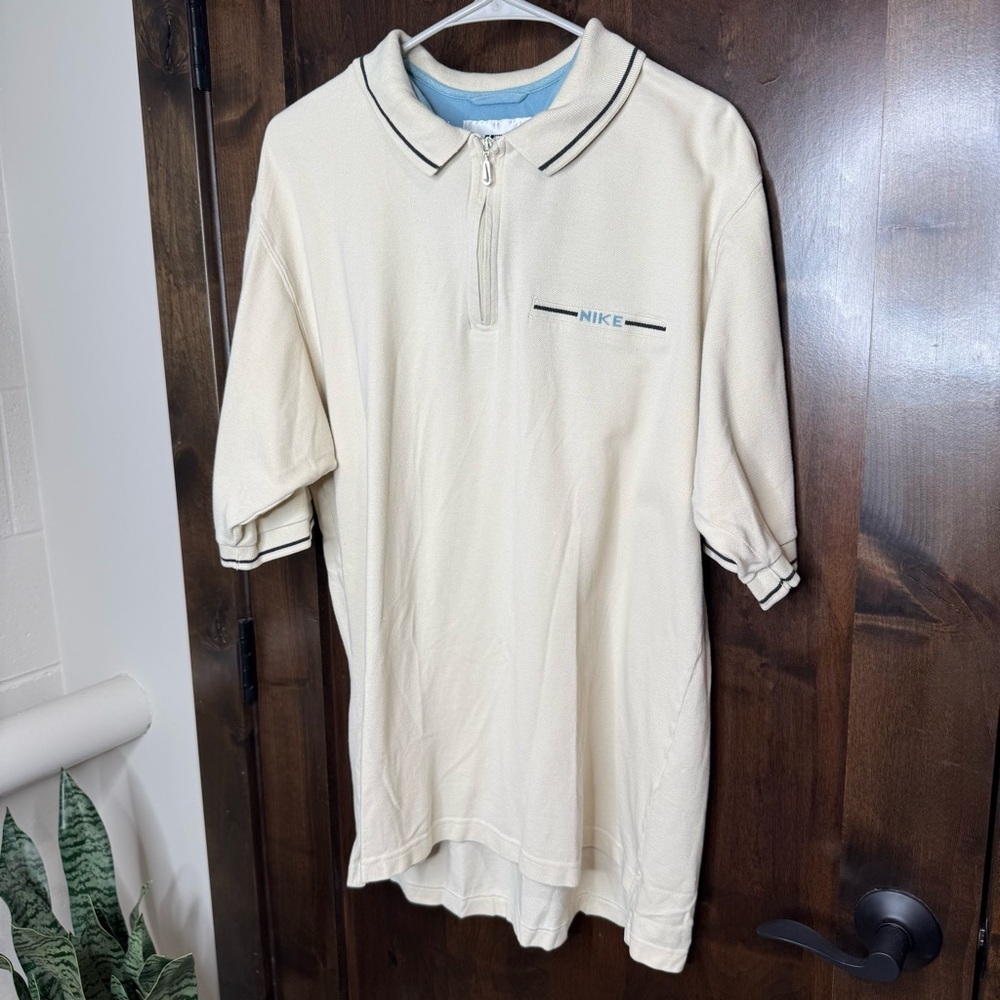 Vintage Nike Mens Polo Shirt in Light Beige and blue Size Large 1/4 zip collared